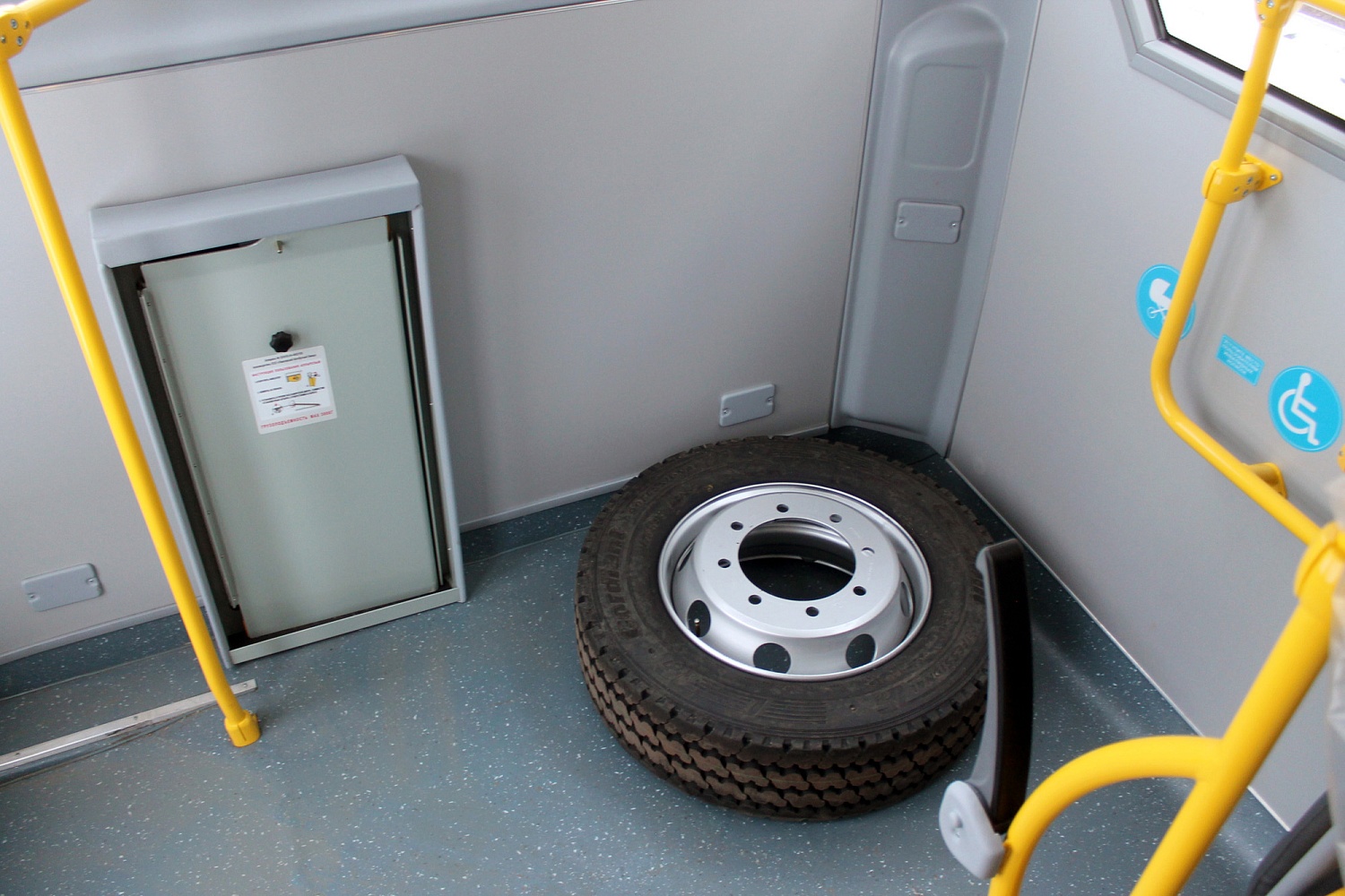 Автобус ПАЗ 320415-04 Vector NEXT «Доступная среда» (8,8 м)